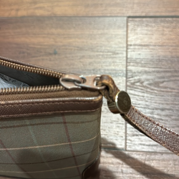 Burberrys Pre owned vintage Toiletry/Wristlet Bag in Coated Canvas/Leather Trim - Picture 6 of 11